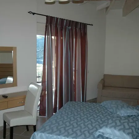 Rouda Village Apartmanhotel 4*