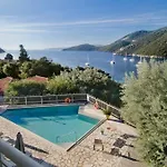 Aparthotel Rouda Village 4*