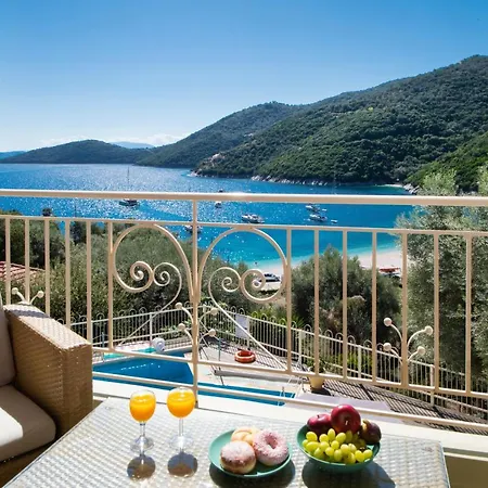 Hotel de apartamente Rouda Village 4*