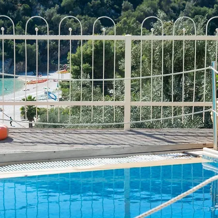 Rouda Village 4* Mikros Gialos