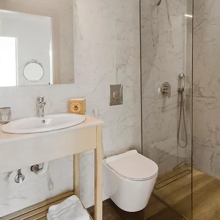Rouda Village 4*