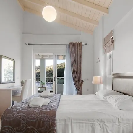 Rouda Village Mikros Gialos