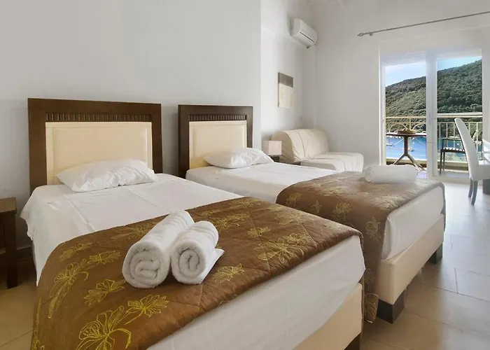 Rouda Village Apartahotel 4*
