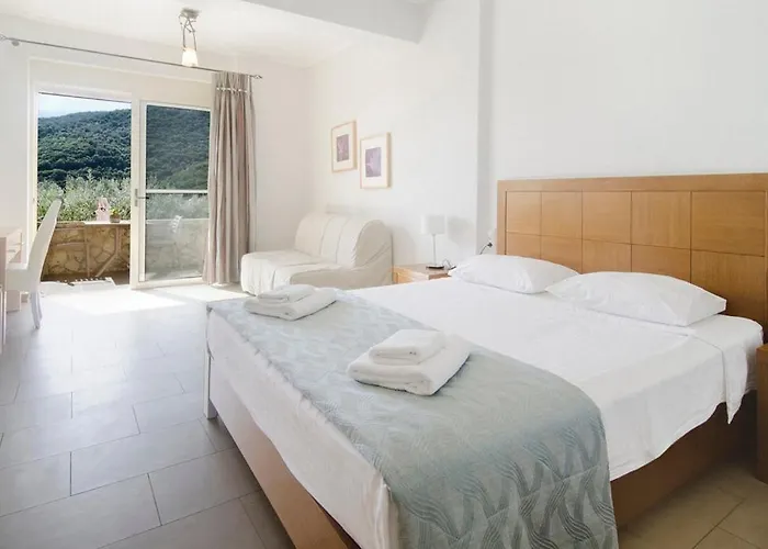 Apartahotel Rouda Village 4*