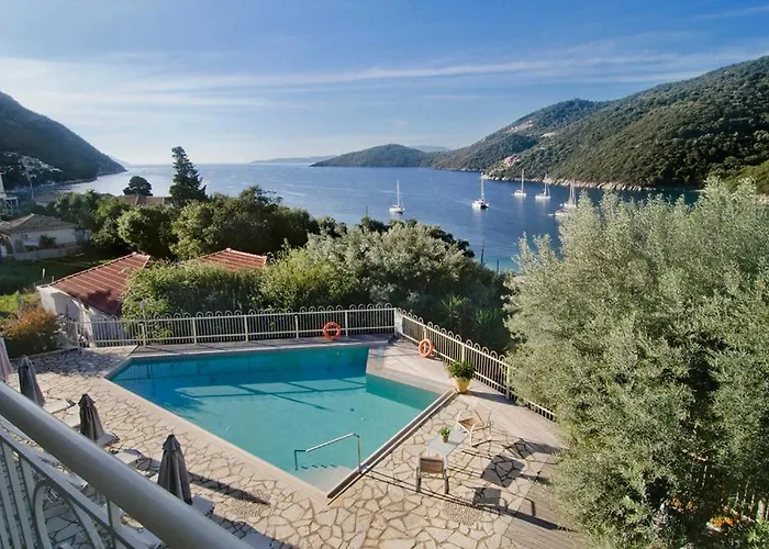 Apartahotel Rouda Village 4*